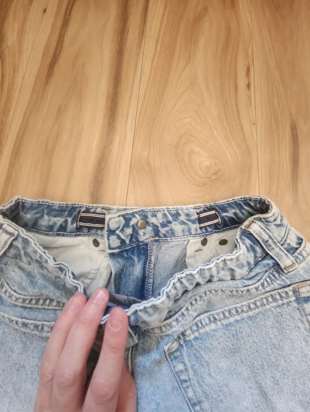 Girls GAP Light Blue Distressed High-Waist Denim Shorts, Size 14